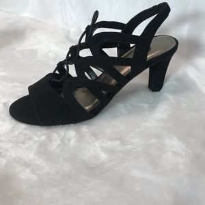 Amy black NWT strappy open toe heels SZ US 9